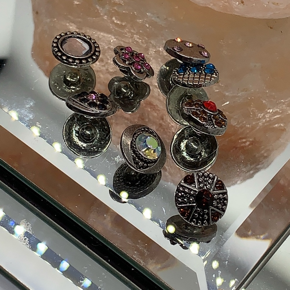 12mm snaps 8 assorted colors